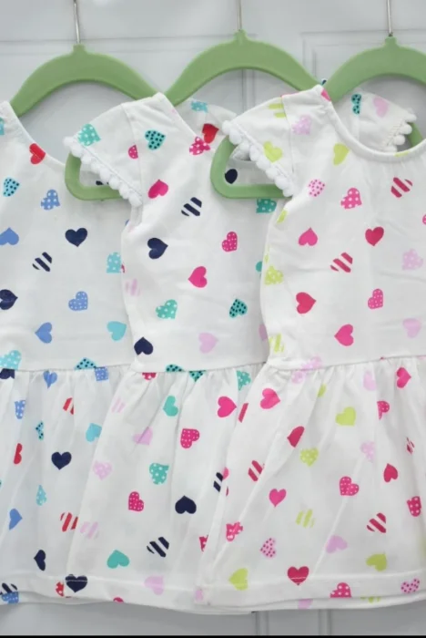 Vestido Corazones con Puntilla Beba