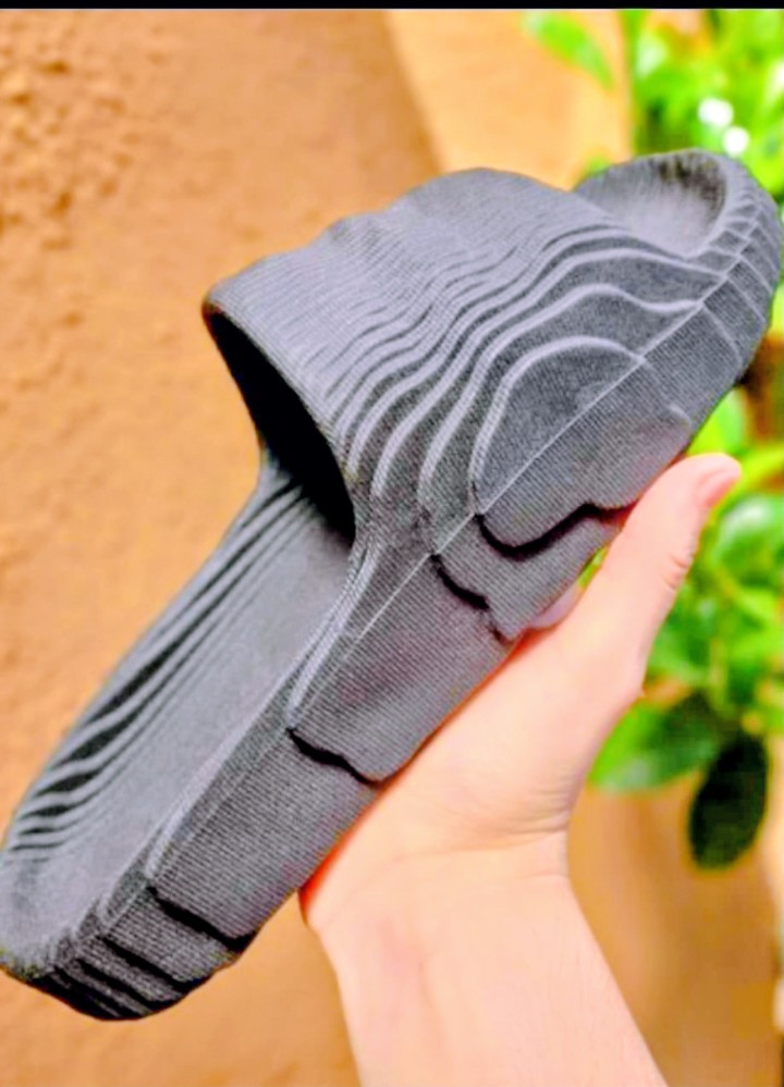 Adilette Unisex - Imagen 8