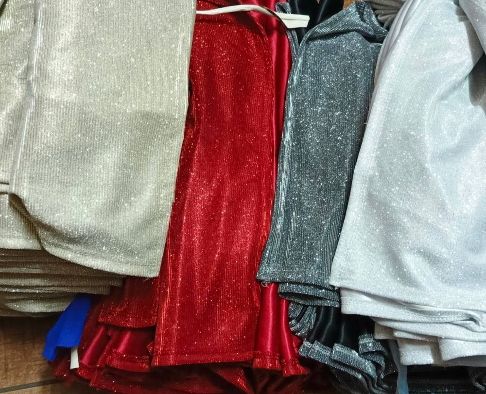 Vestido Gliter con Taza - Imagen 3
