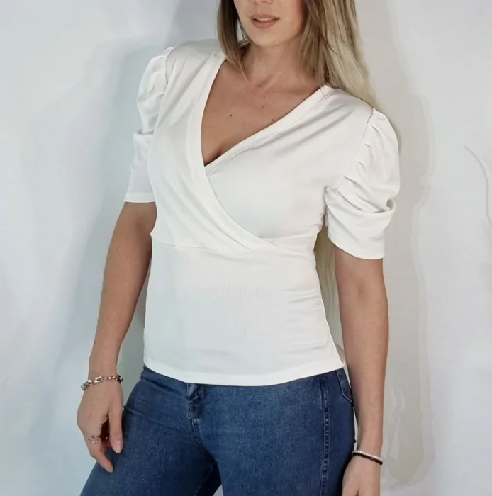 Remera Princesa Cruzada