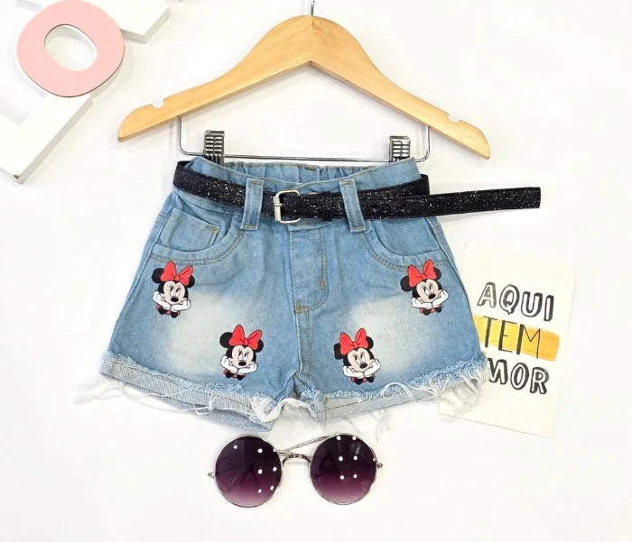 Short Mom Maya Beba