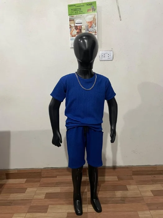 Conjunto   de   Niño  en  Tela  Hawai