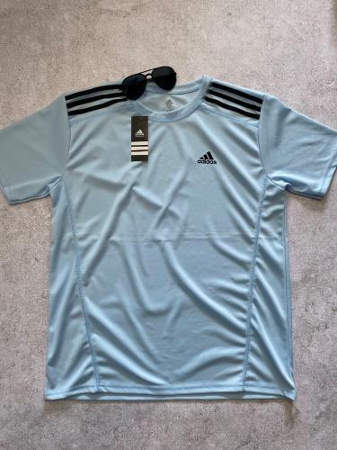 Remera Adidas Deportiva