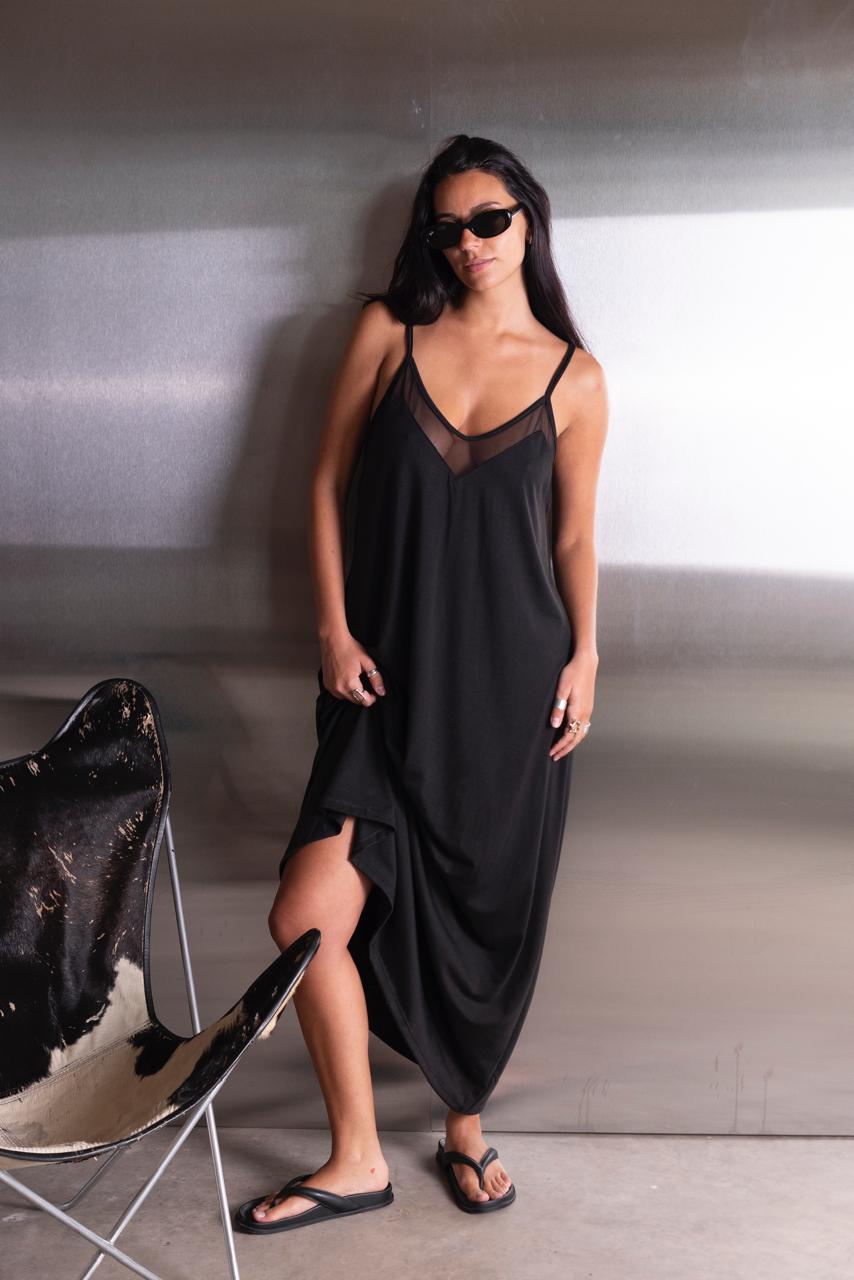 Vestido con Tul - WhatsApp%20Image%202026-10-20%20at%201.26.17%20PM%20(2).jpeg