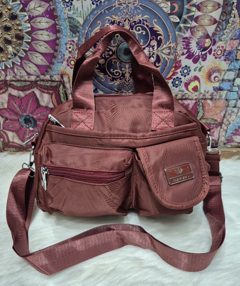 Nuevo Ingreso de Morral Grande con Tira Regulable - Imagen 3