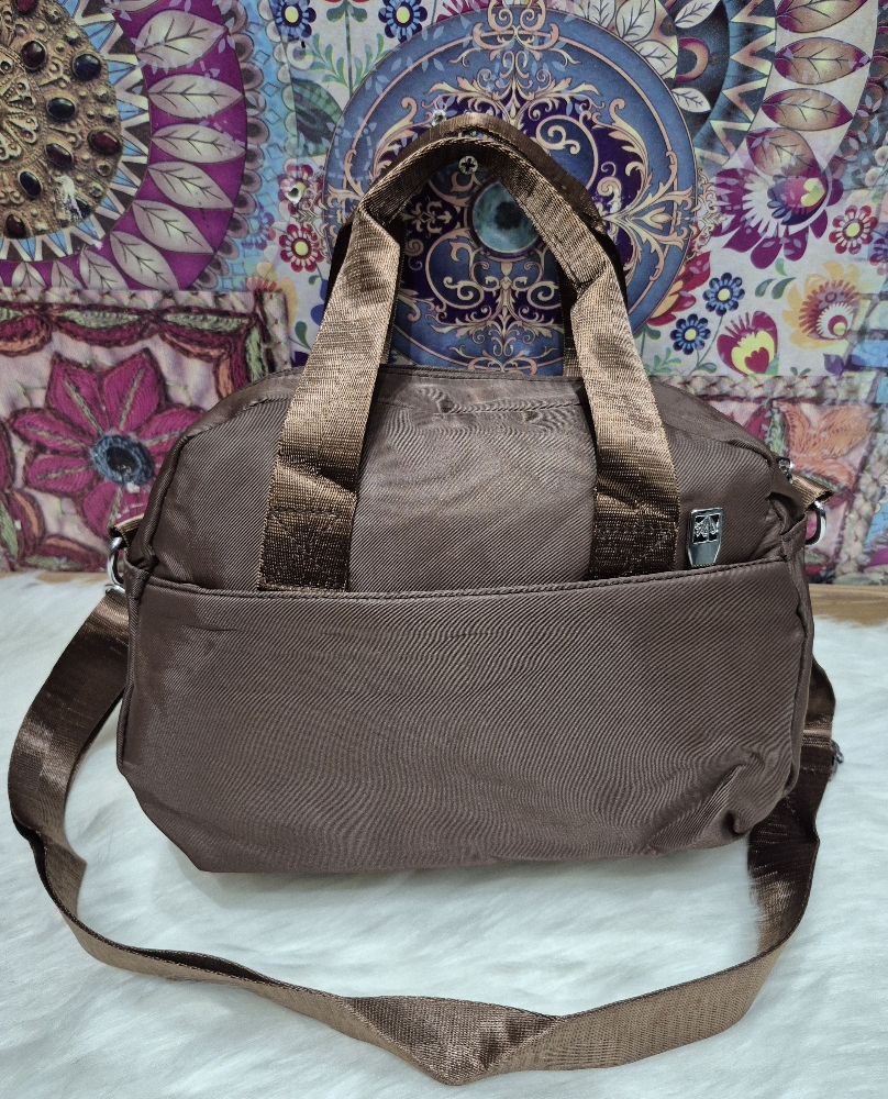 Nuevo Ingreso de Morral Grande con Tira Regulable - Imagen 9