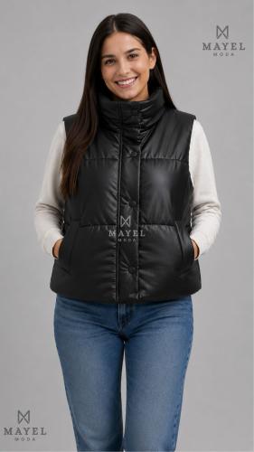 Chaleco Negro de Eco Cuero