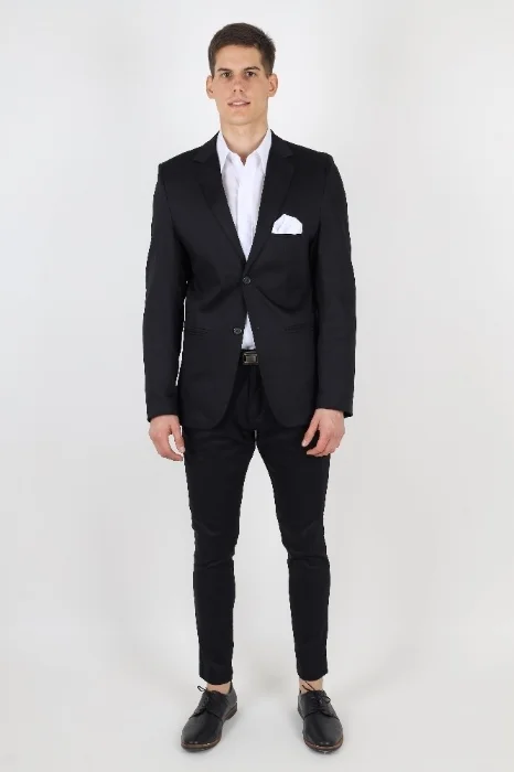 Traje Gabardina al Cuerpo