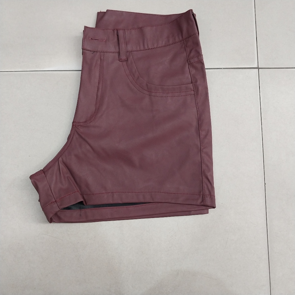 Short Eco Cuerina - Imagen 2