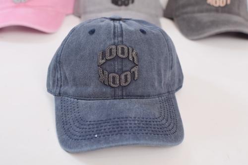 G. Vintage *look*