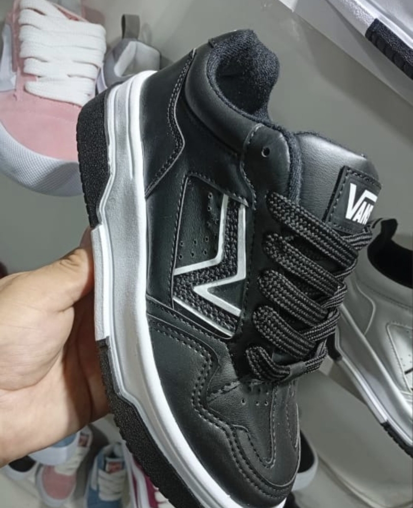 Vans u - Imagen 4