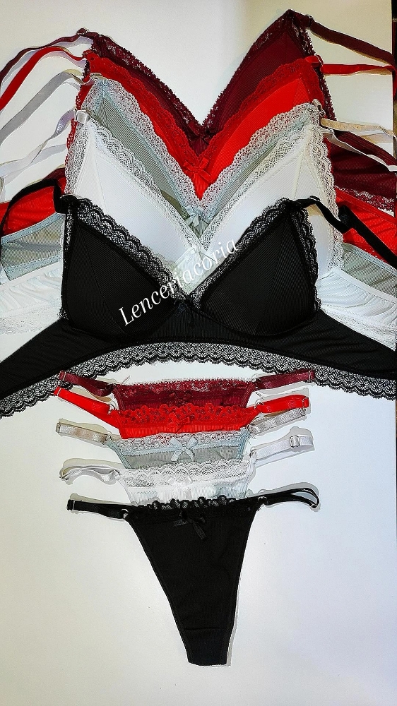 Conjunto Triángulo Morley con Puntilla y Base Alto - Imagen 2