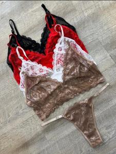 Bralette de Puntilla con Faja