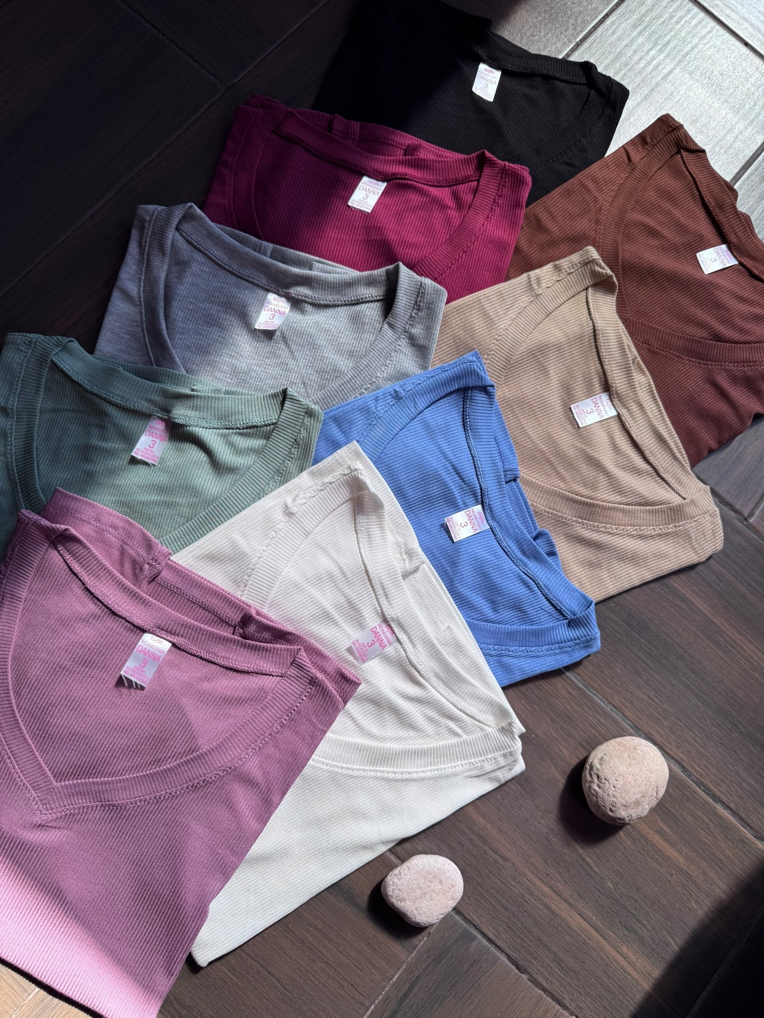 Remera  Cuello V - Imagen 2