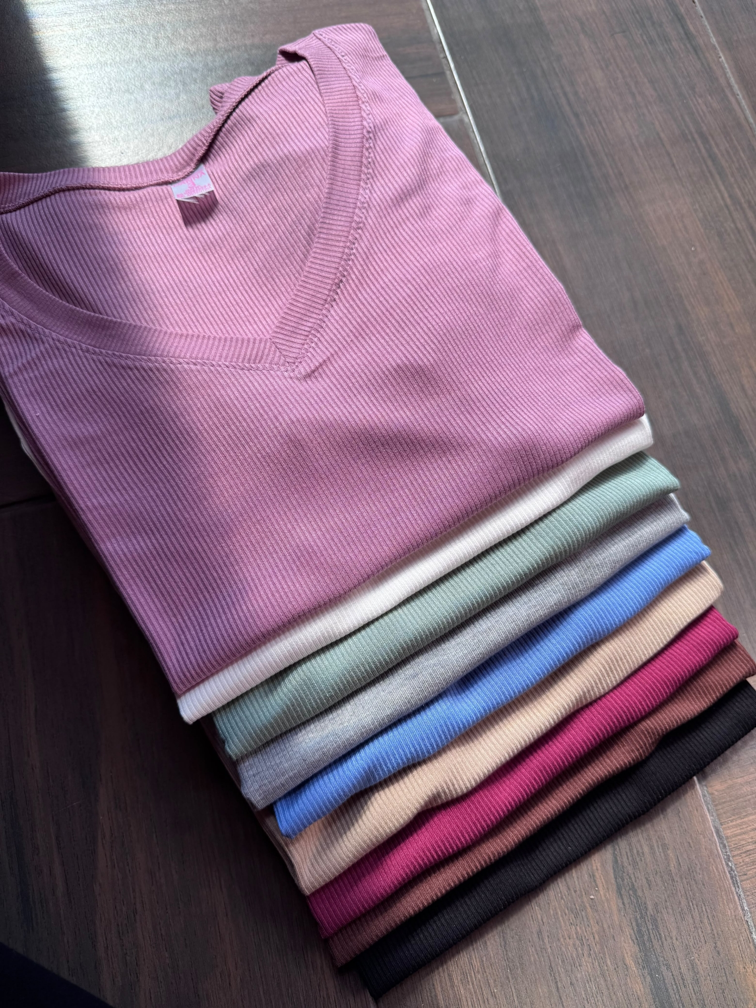 Remera  Cuello V - Imagen 3