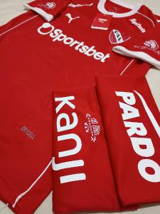 Camiseta Lisa  Independiente Titular 2025/26 - Miniatura 5