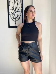 Short Pinza Eco Cuero