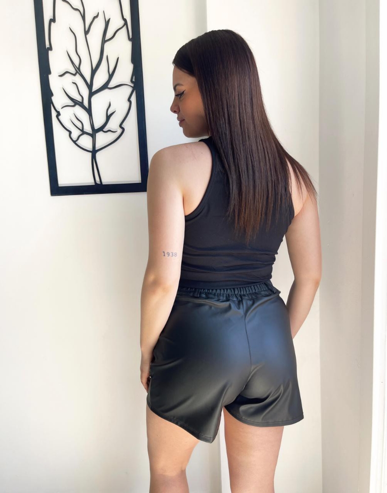 Short Pinza Eco Cuero - Imagen 2
