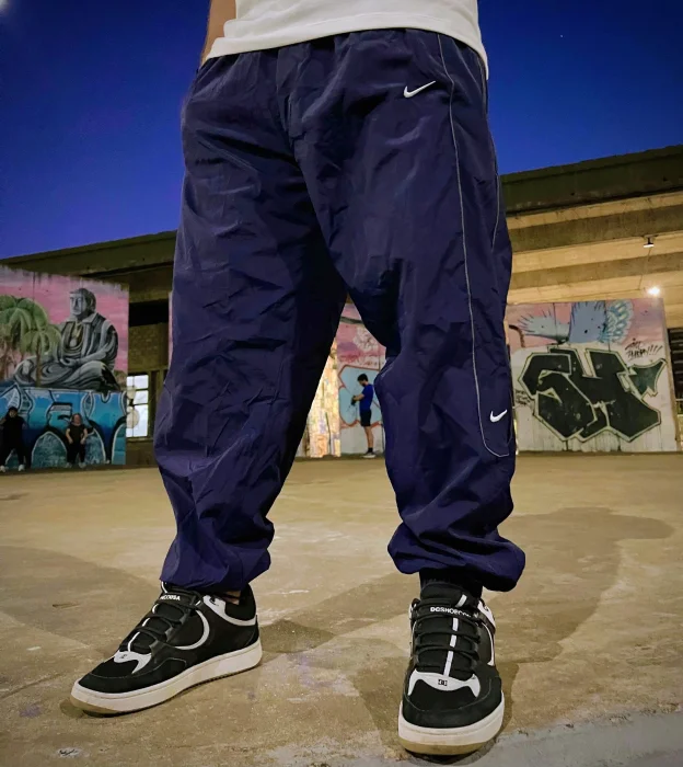 Pantalón Rompeviento N!ke Tracks