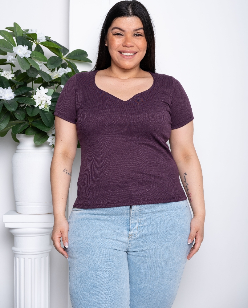 Remera Escote Corazón/ Cherry - Imagen 2