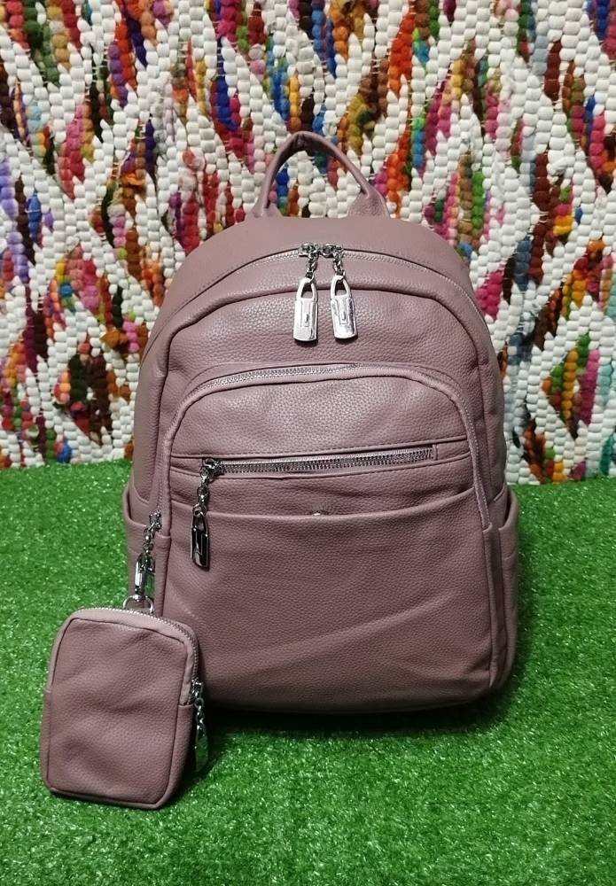 Mochila Cuero Pu Entra una Carpeta A4
excelente Calidad. - Imagen 3