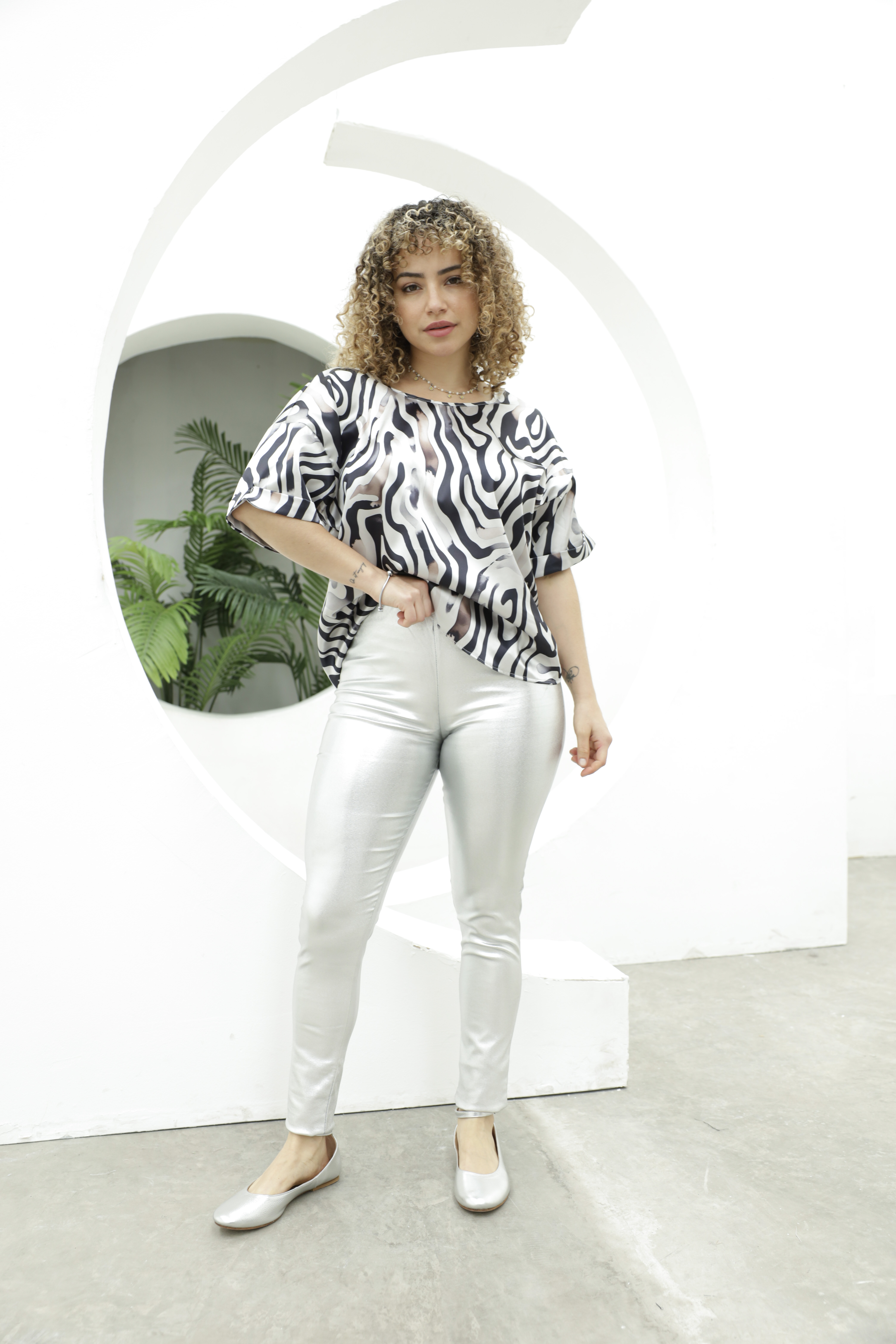 2907 Pantalon Mila - 2907_PantalonMila_Plata%20(2).JPG
