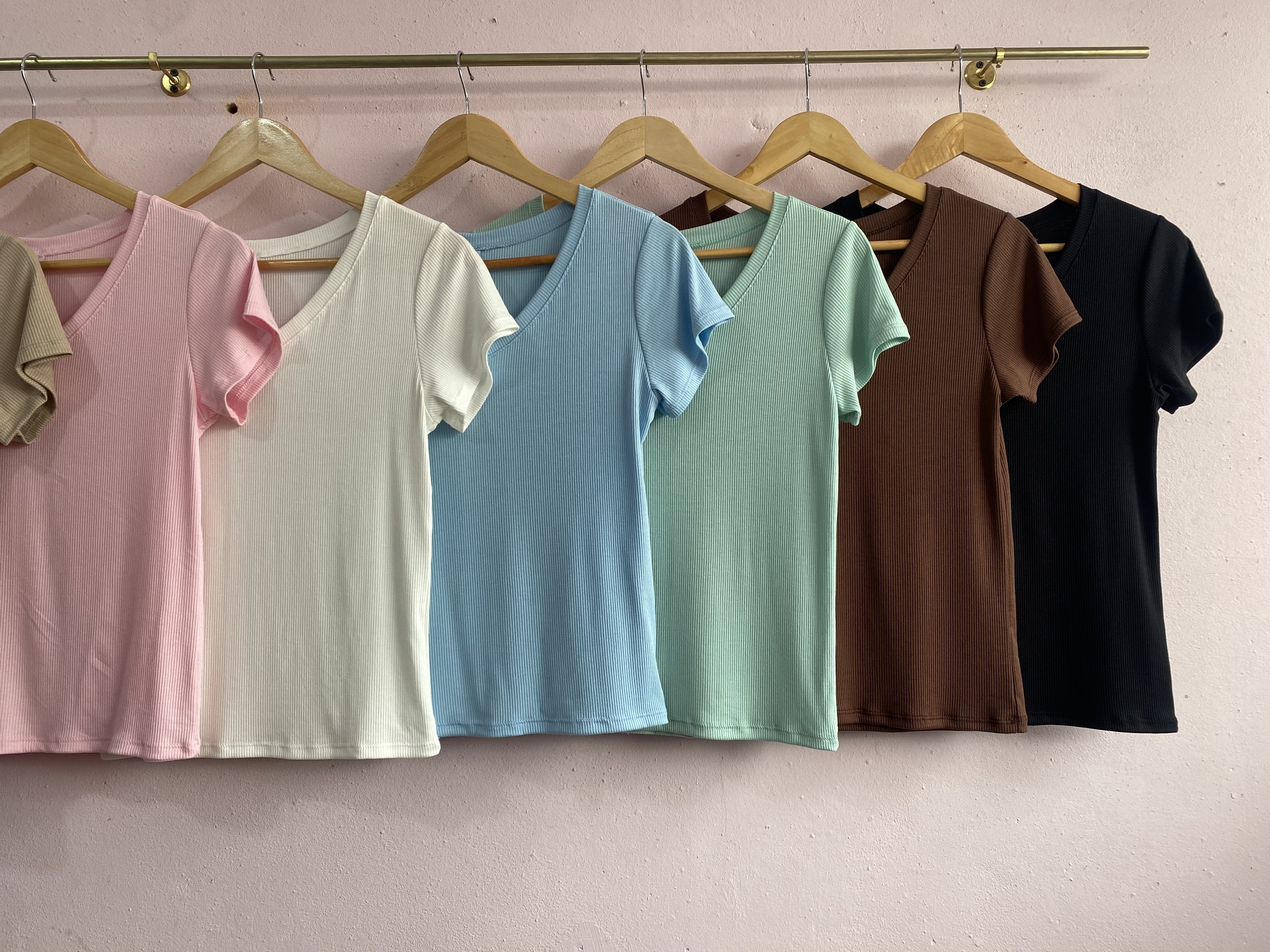 Remera Cuello V - IMG_3512.jpeg