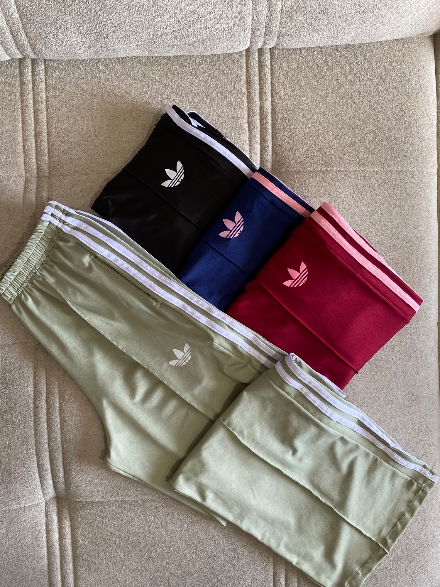 Pantalon Adidas - Imagen 3