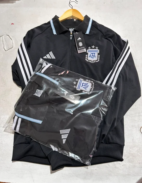 Campera Nueva Adi