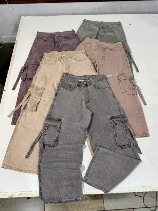 Baggy Cargo con Tiras