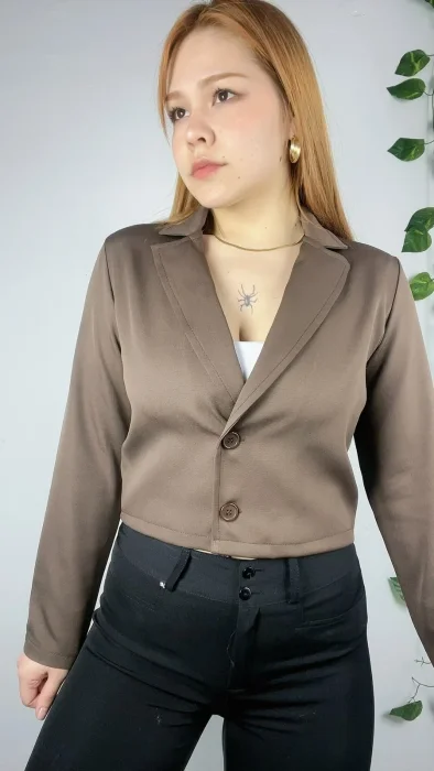 Blazer Corto Crep Sara Nadia Promo