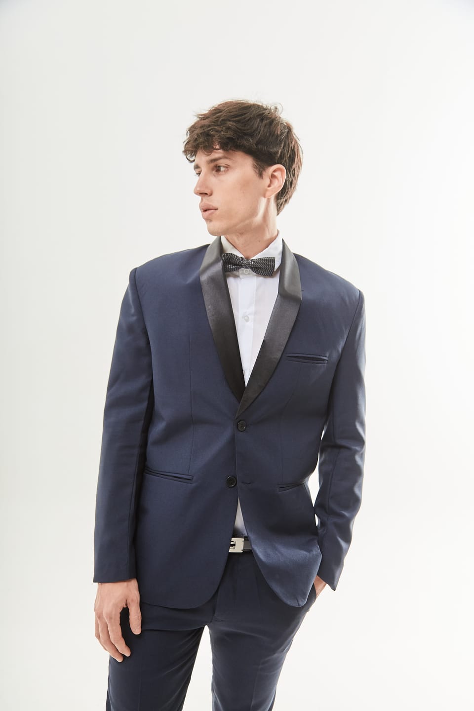 Traje Smoking de Hombre Cuello Francés - dd72353e-0f16-42d4-b756-88ad37e2b624.jpeg