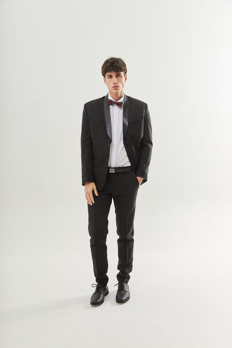  Traje Smoking de Hombre Cuello Francés - f7002e5b-ae35-4c76-a9fc-fde5bef746f3.jpeg