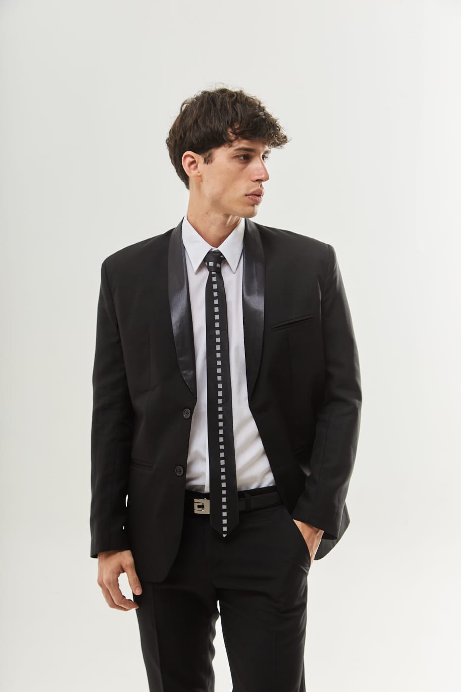  Traje Smoking de Hombre Cuello Francés - 6751f4c0-7354-4dd6-82fe-5e752b0fbe6a.jpeg
