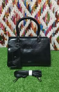 Nuevo Ingreso!!!
nuevo  Modelo de Cartera Mediana de Cuero Pu Excelente Calidad .