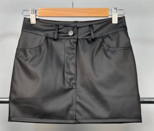 Pollera Clasica con Bolsillos Cuerina