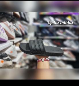 Ojotas Inyectadas Adidas