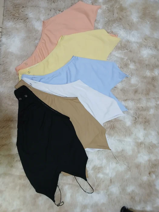 Body con Tiras Escote en V.