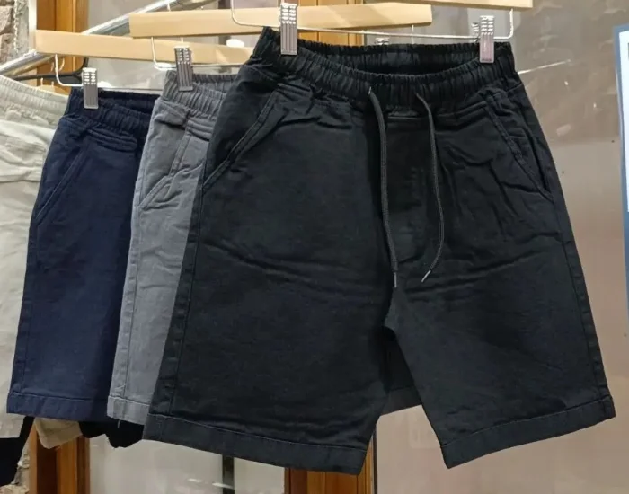 Bermudas de Gabardina Elástizada Liso