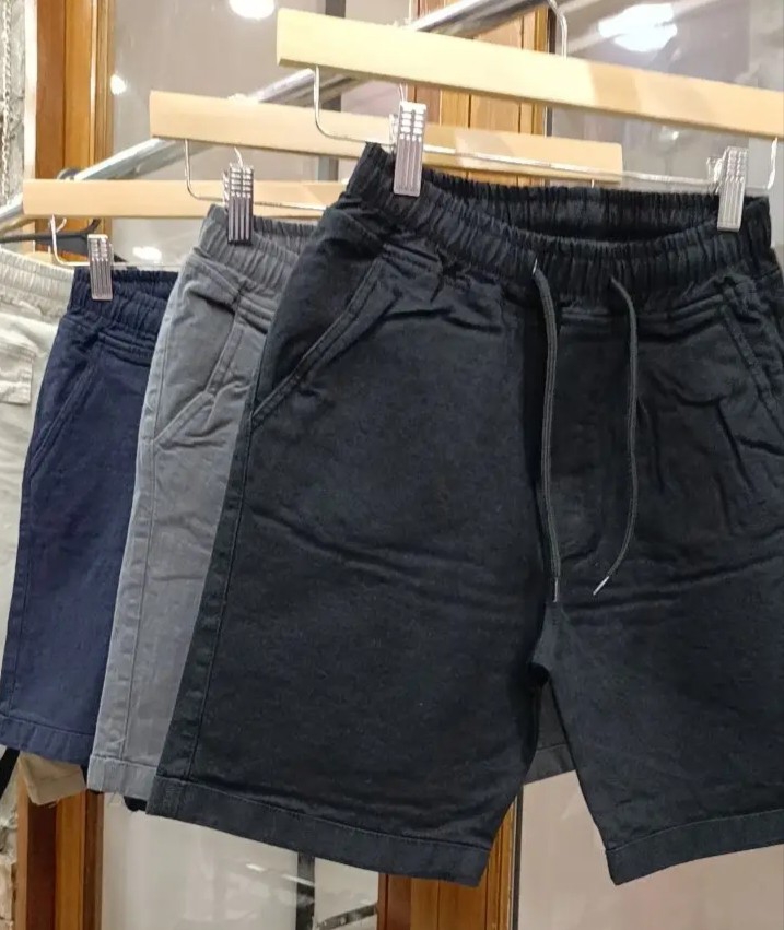 Bermudas de Gabardina Elástizada Liso - Imagen 3