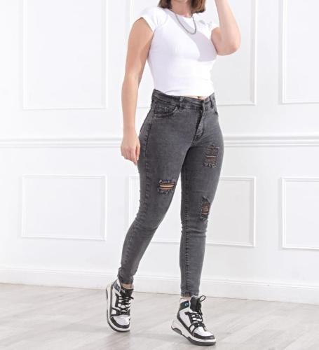 Jeans con Rotura
