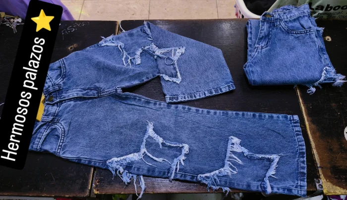 Jeans Palazos con Estrellas