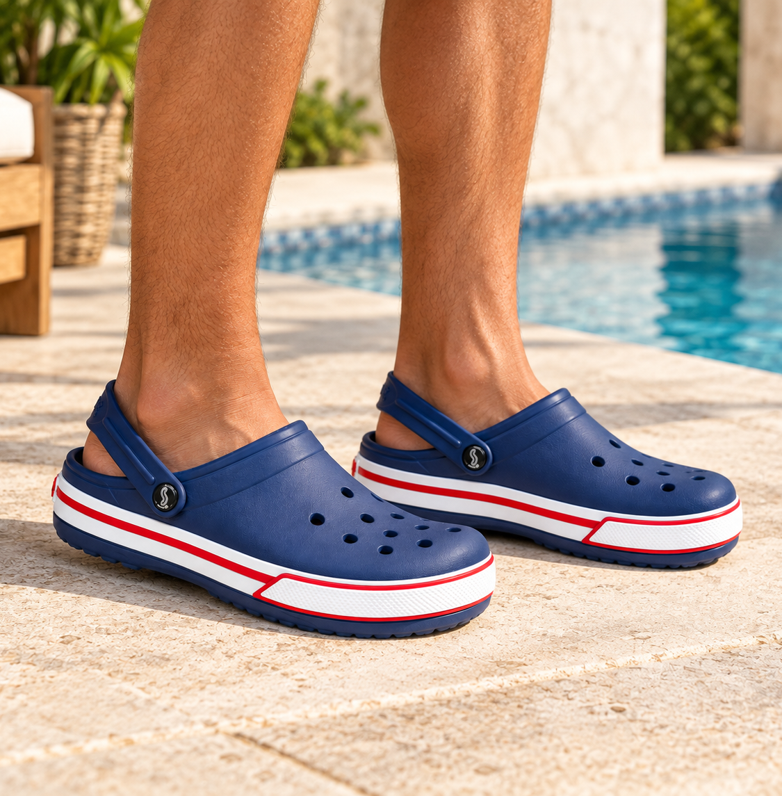 Sueco Goma Eva Tipo Crocs Sea Walk Puntera 35/36 al 45/46 - Zuecos%20marinos%20junto%20a%20la%20piscina.png