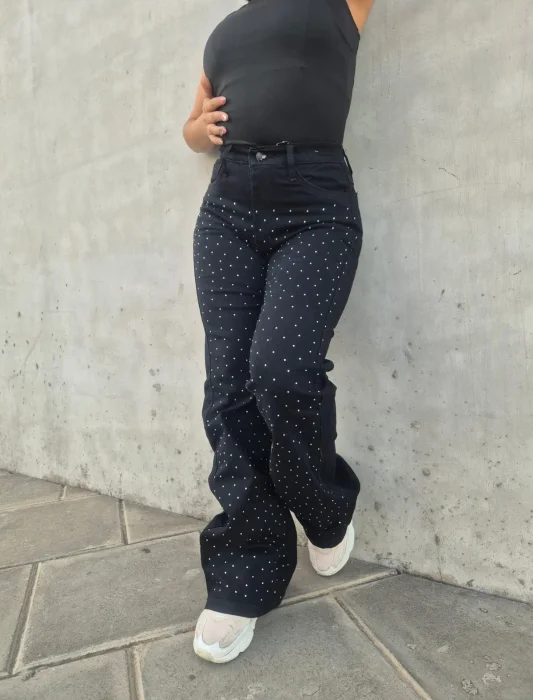 Wide Leg Negro con Piedreria Elastizado