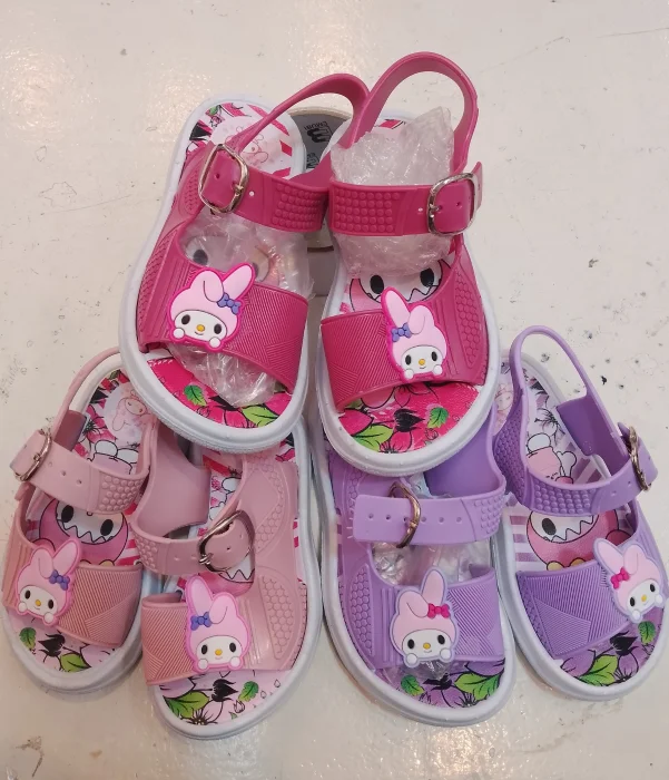 Sandalias Hello Kitty