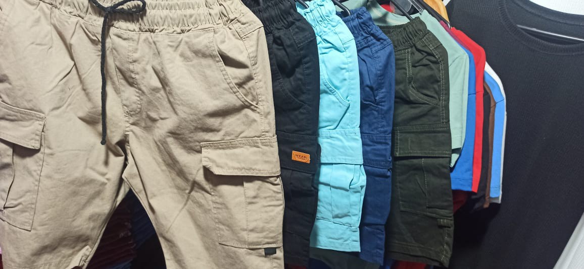 Short Cargo de Gabardina - Imagen 3