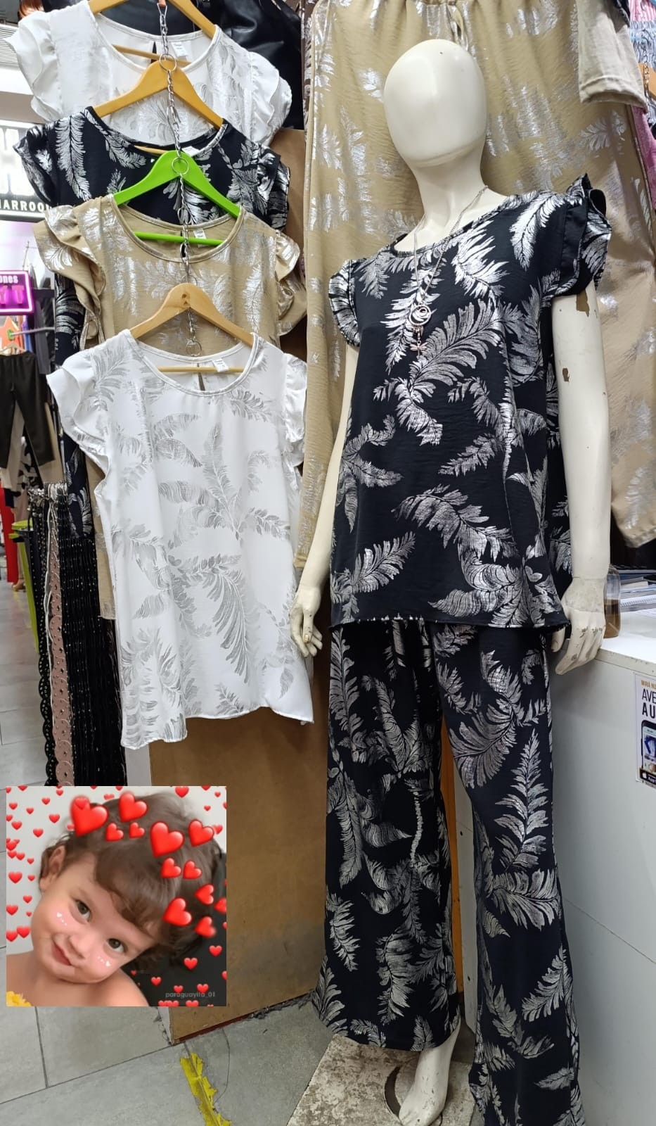 Blusa sin Manga Tiene al Honbro Boladito - Imagen 2