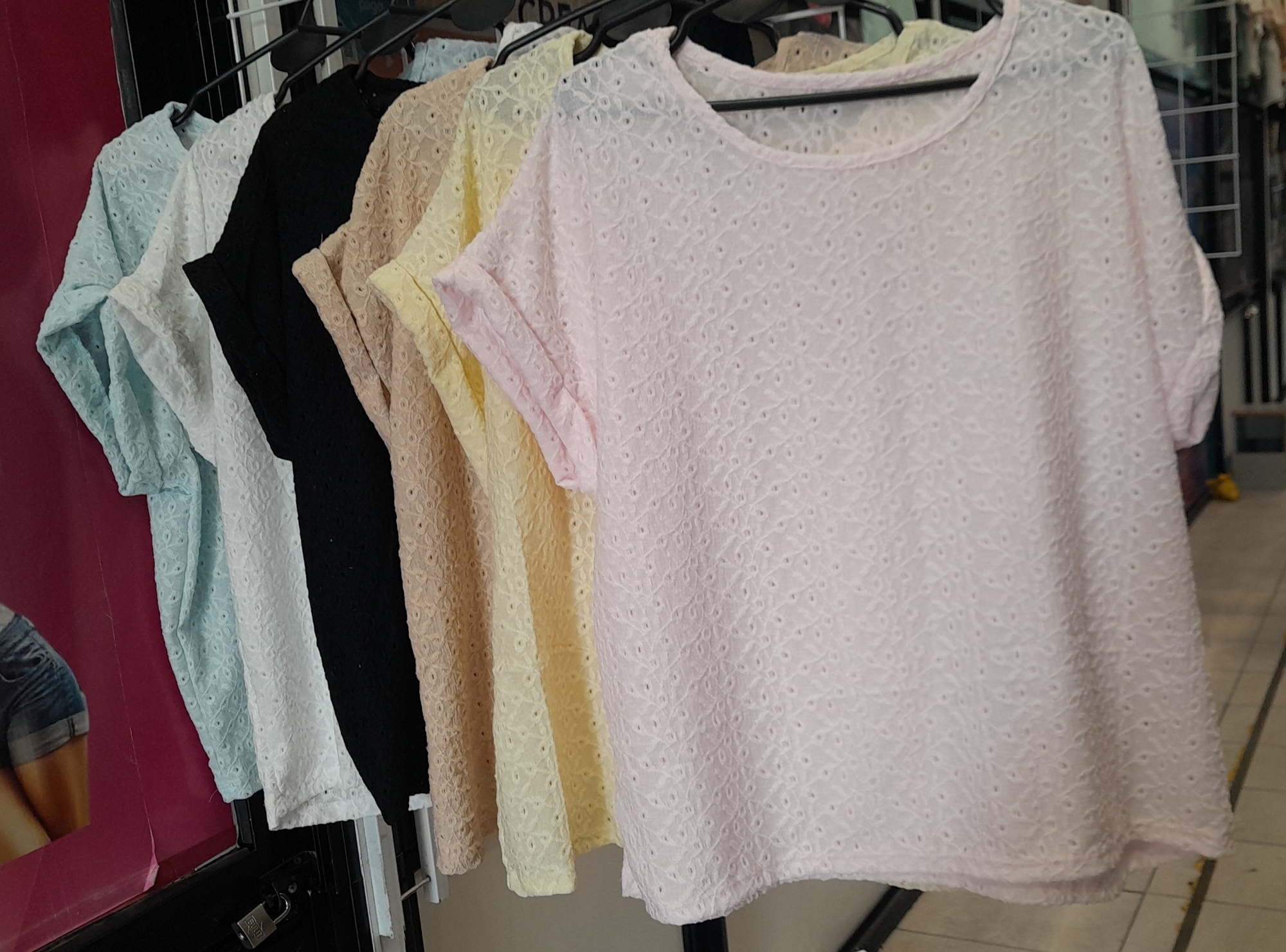 Blusas de Broderi - Imagen 2