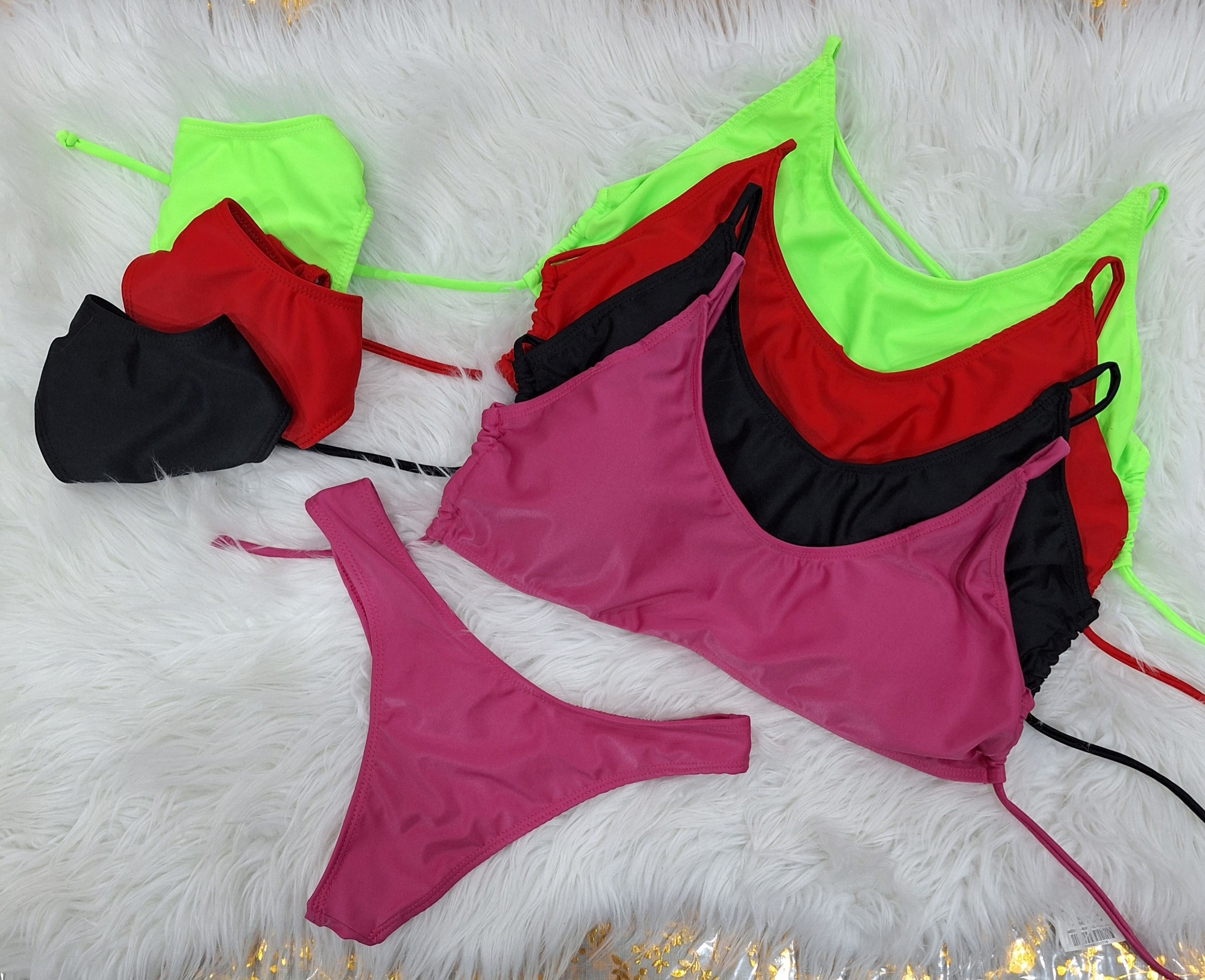 Bikinis Lisas Temporada 2026 - 2027 - Imagen 3