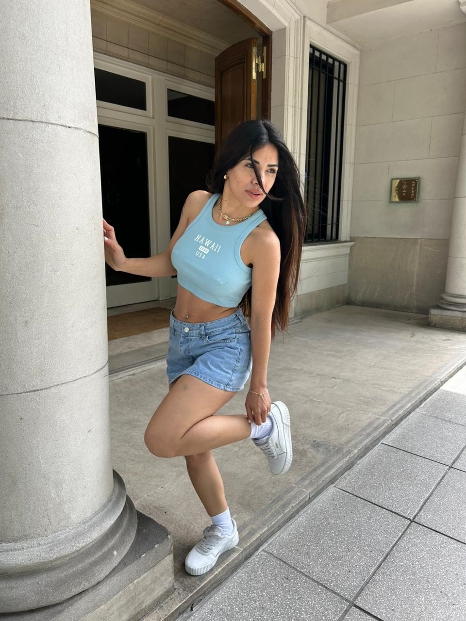 Short Pollera  Tiri bajo Celeste - Imagen 2
